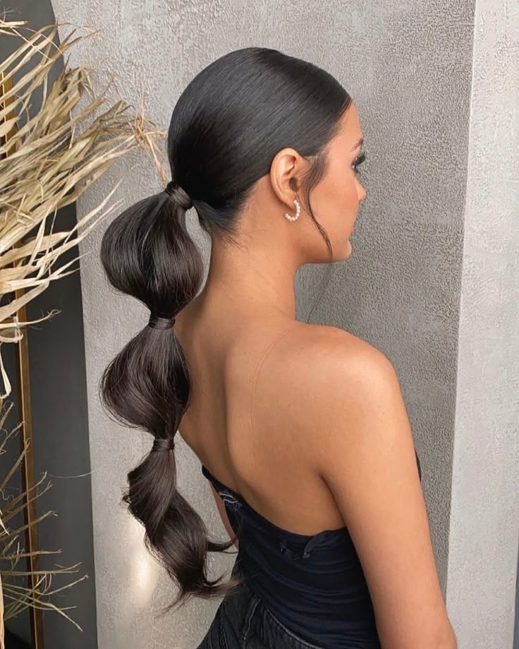 prom hairstyles: bubble ponytail hairstyle