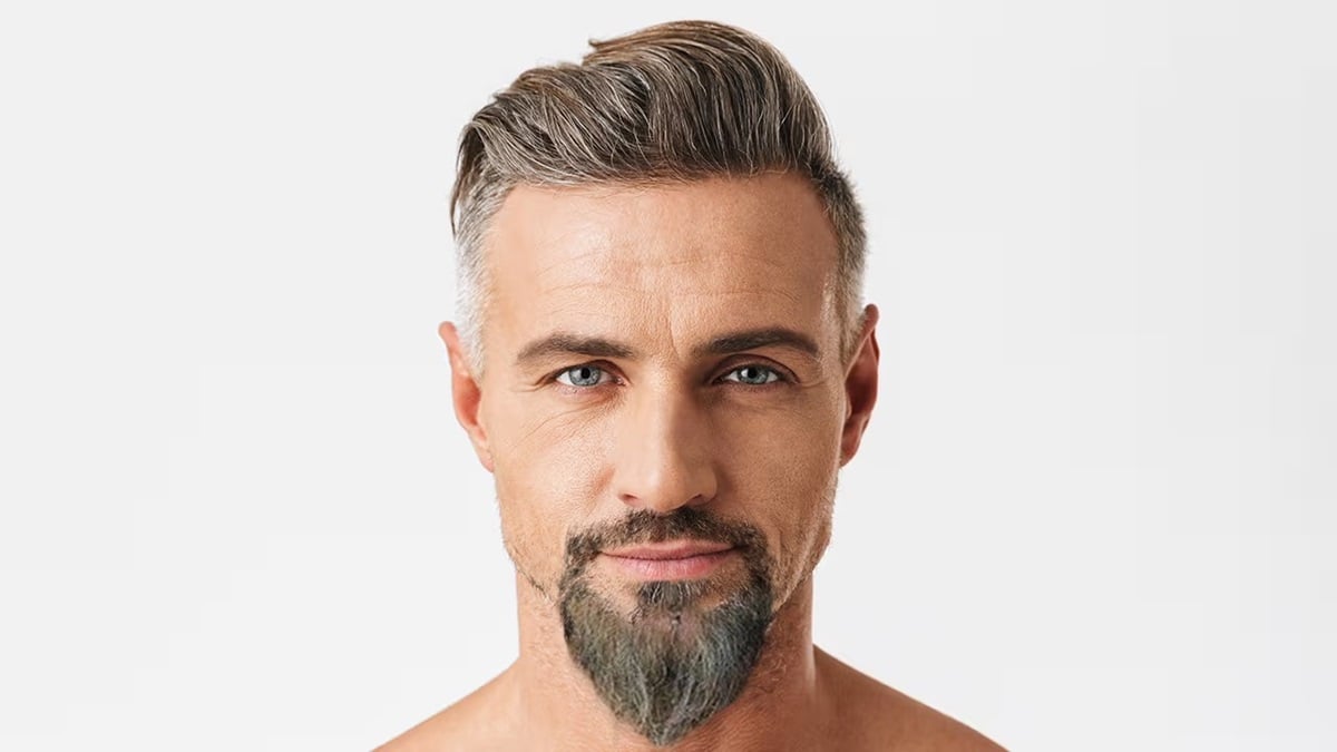 Full goatee beard filter with circle shape Apply the full goatee filter online to see a sleek, rounded beard style instantly.